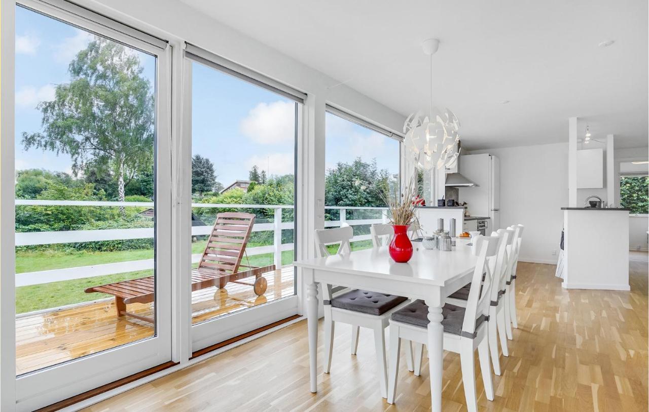 2 Bedroom Stunning Home In Stroby Exterior photo