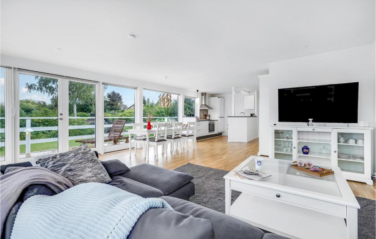 2 Bedroom Stunning Home In Stroby Exterior photo